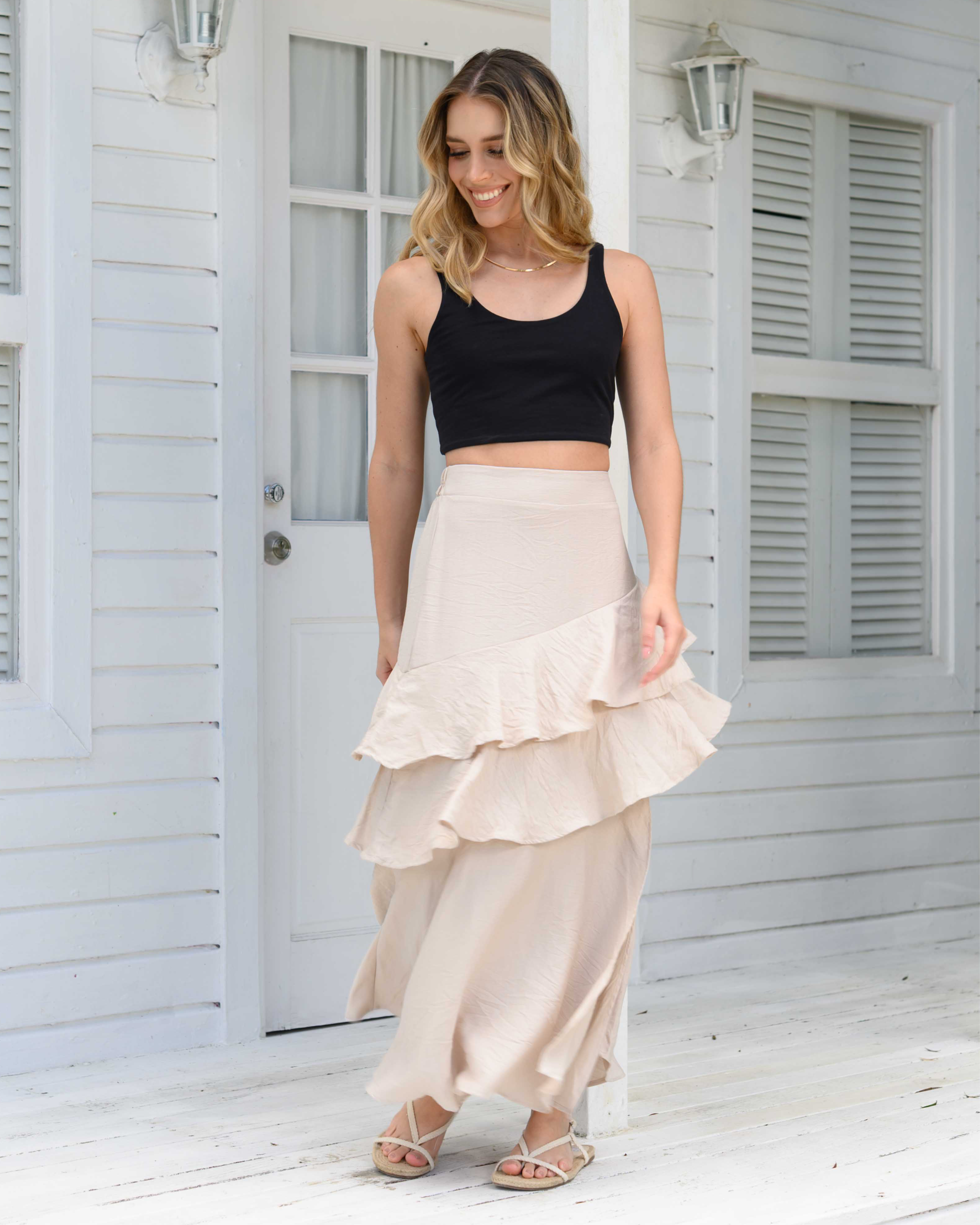 Falda Karen Plane Arena