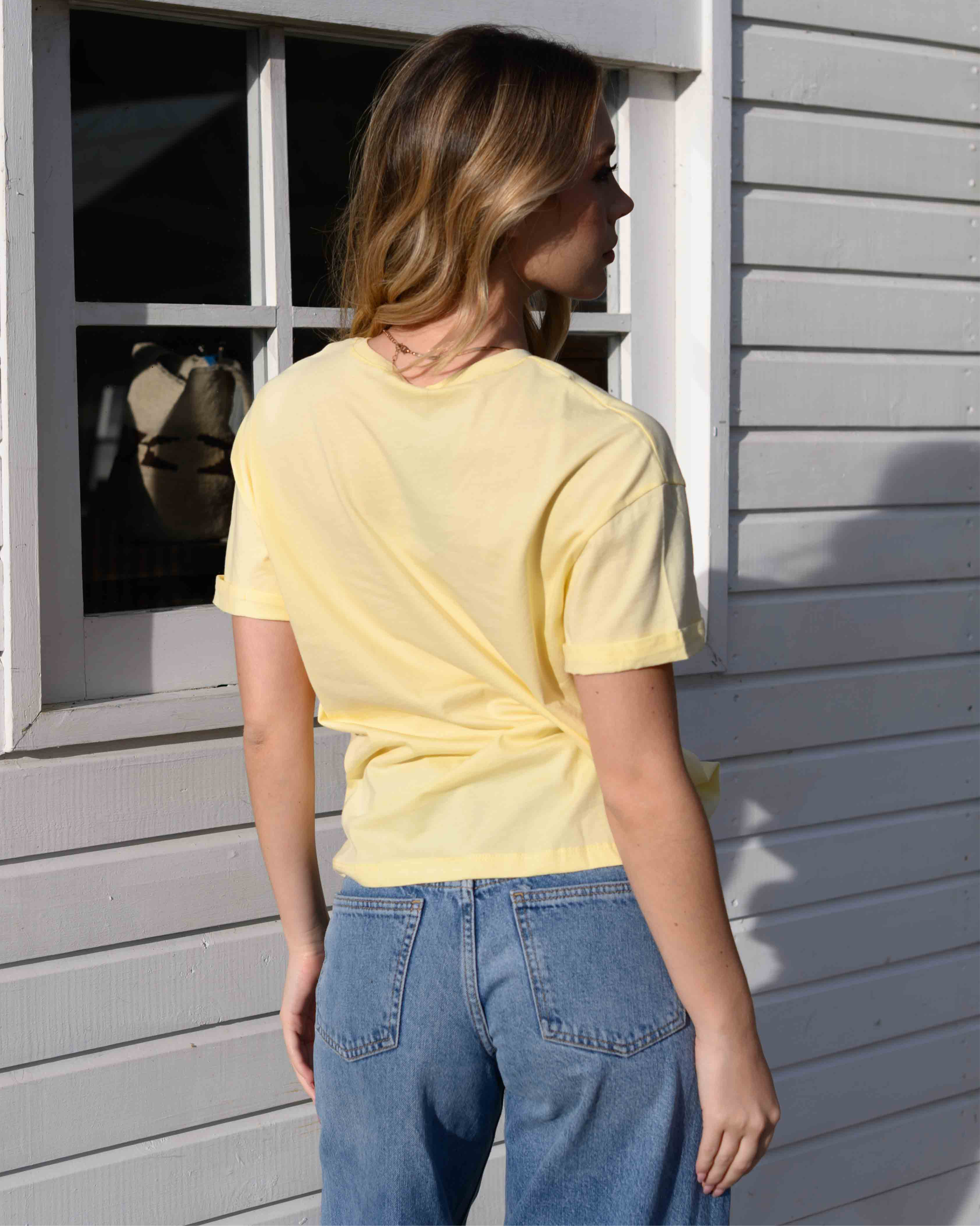 Camiseta Kila amarilla