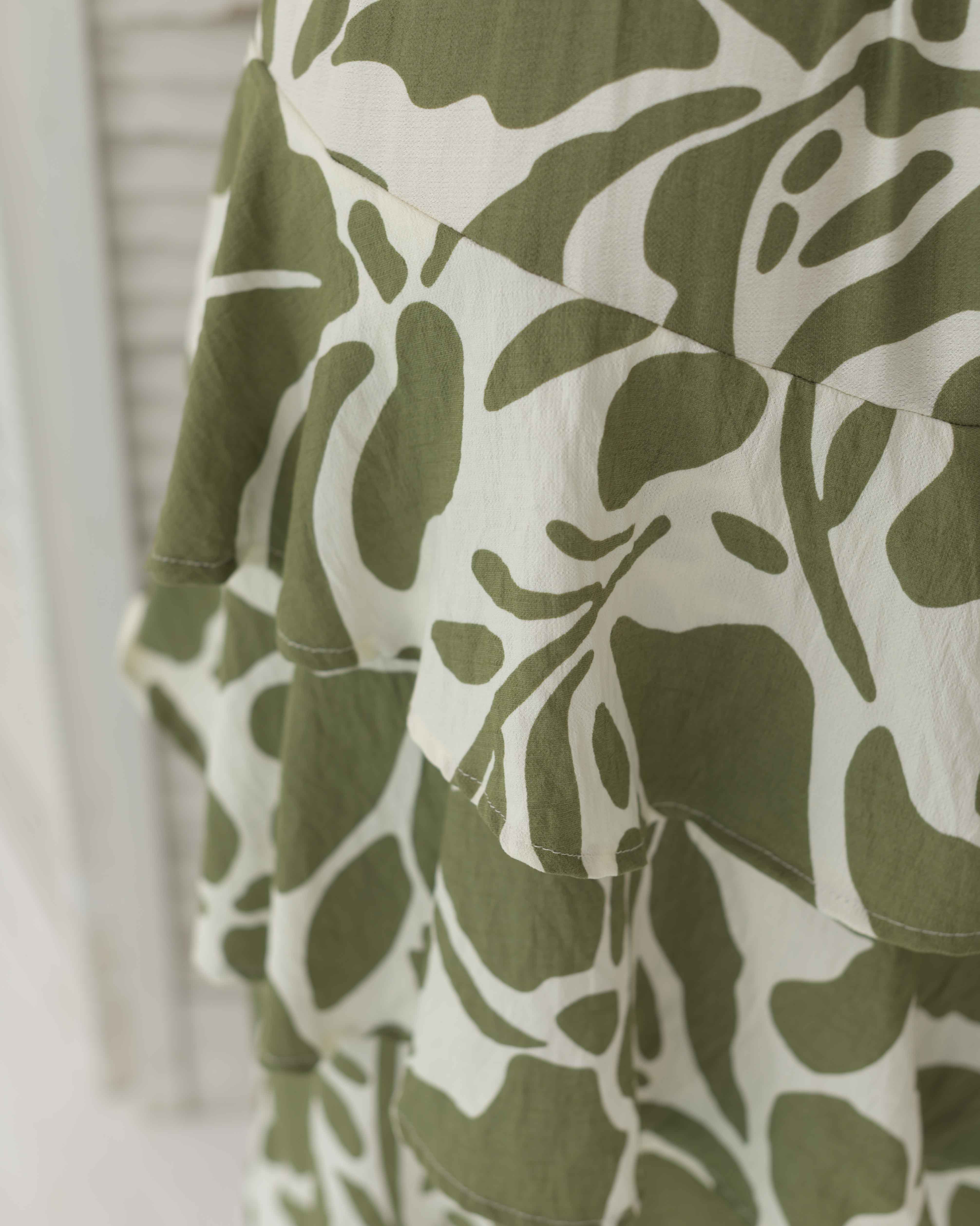 Falda Karen flores verde