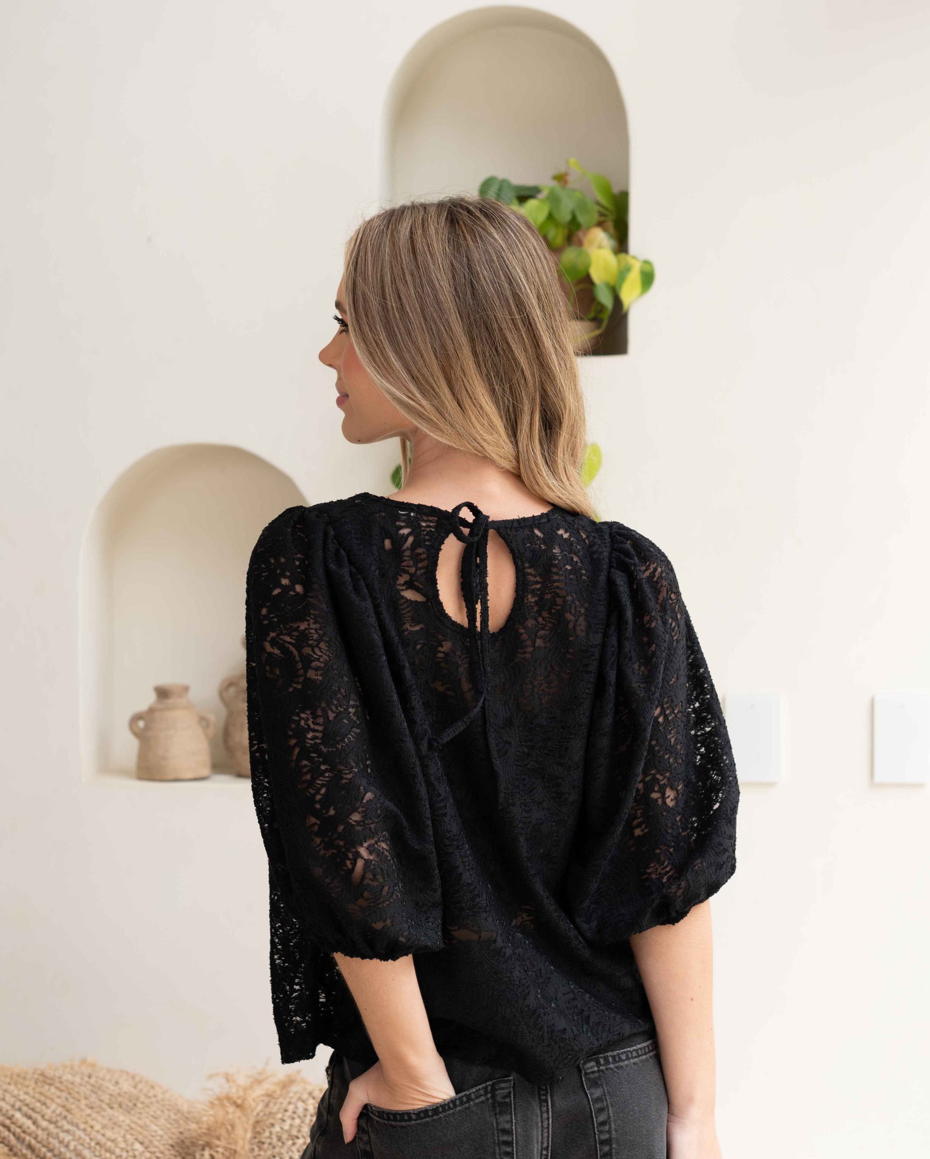 Blusa Ivanna Lace Black