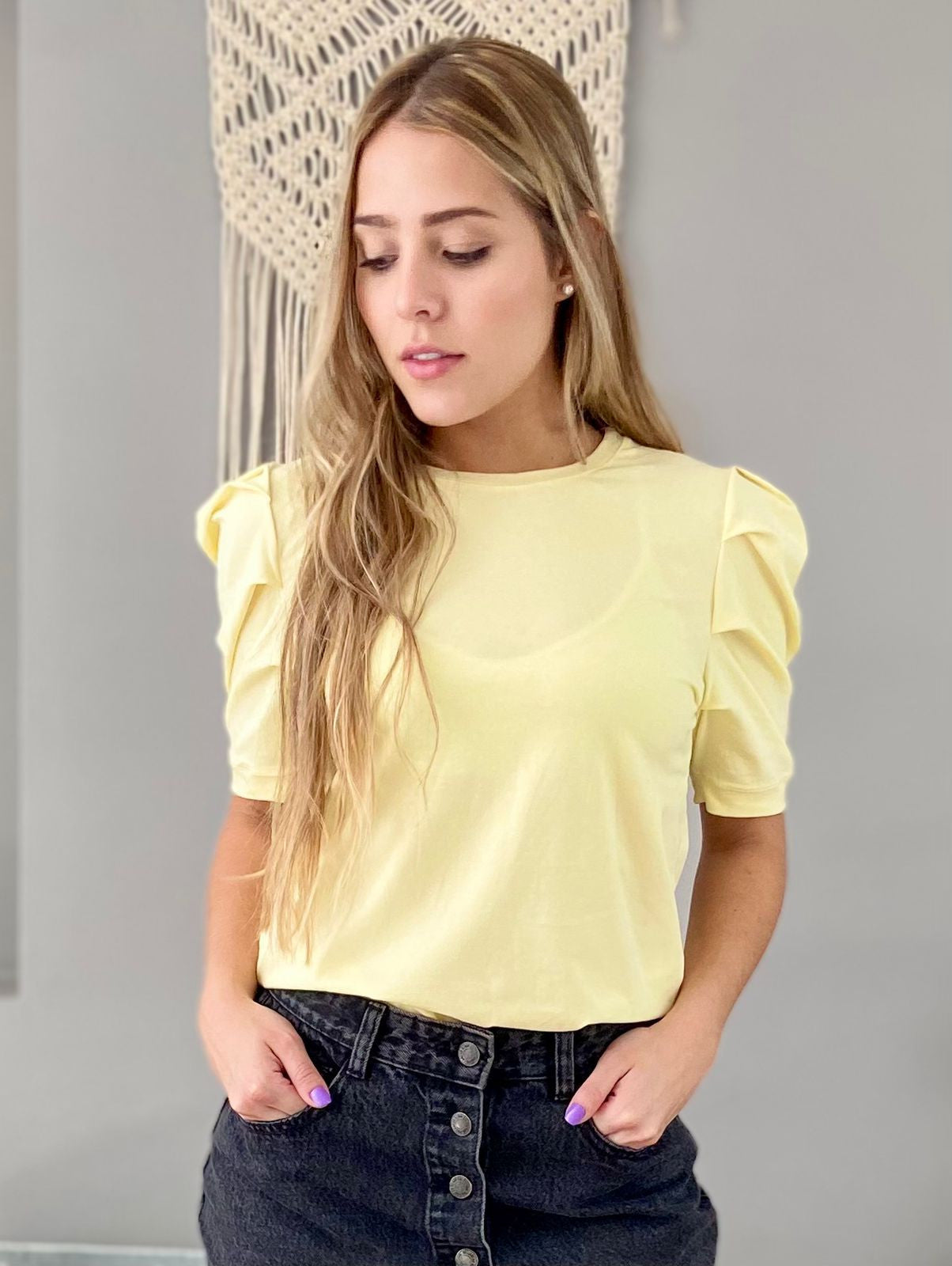 Camiseta Gabriela Amarilla