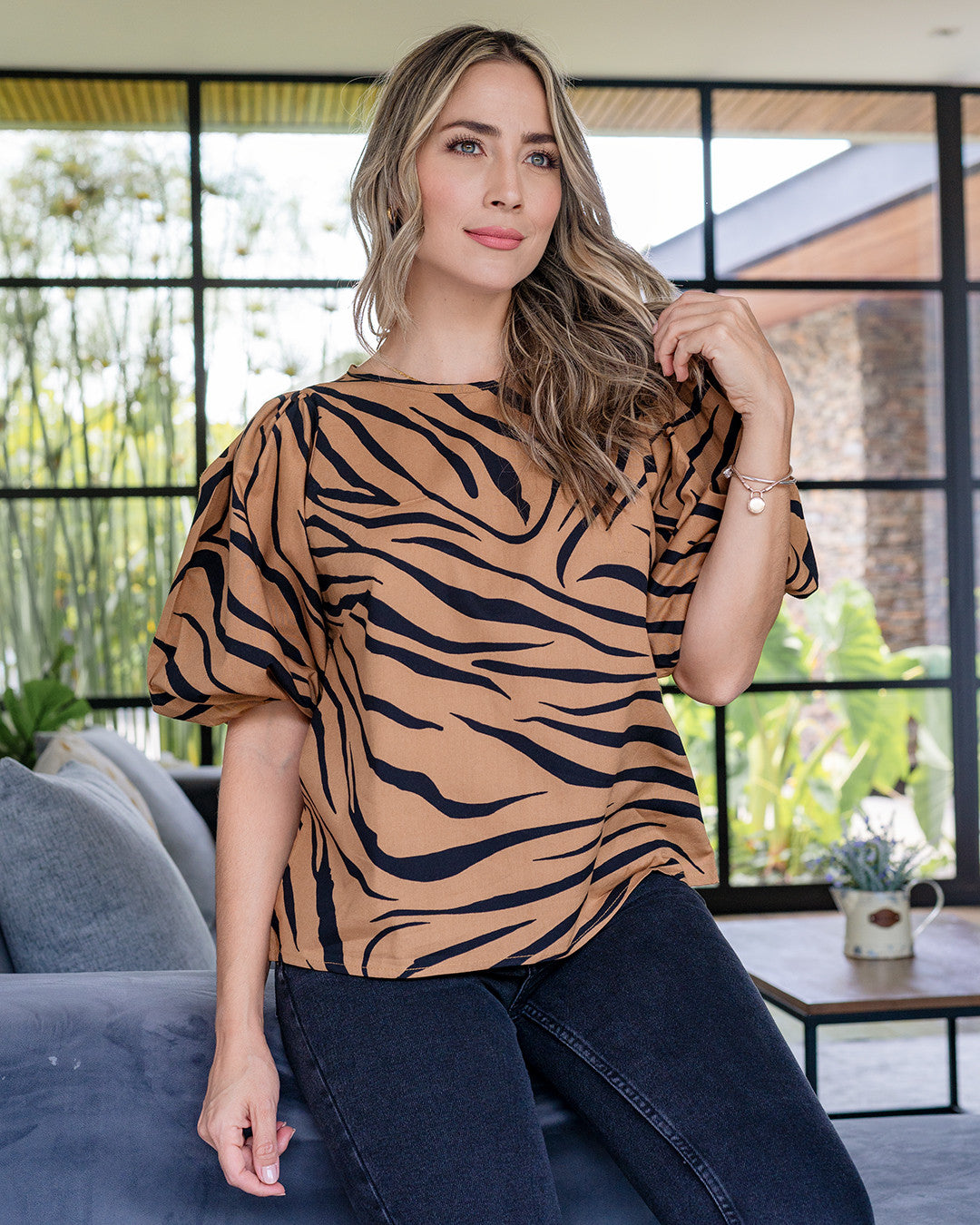 Blusa Violeta Zebra Camel